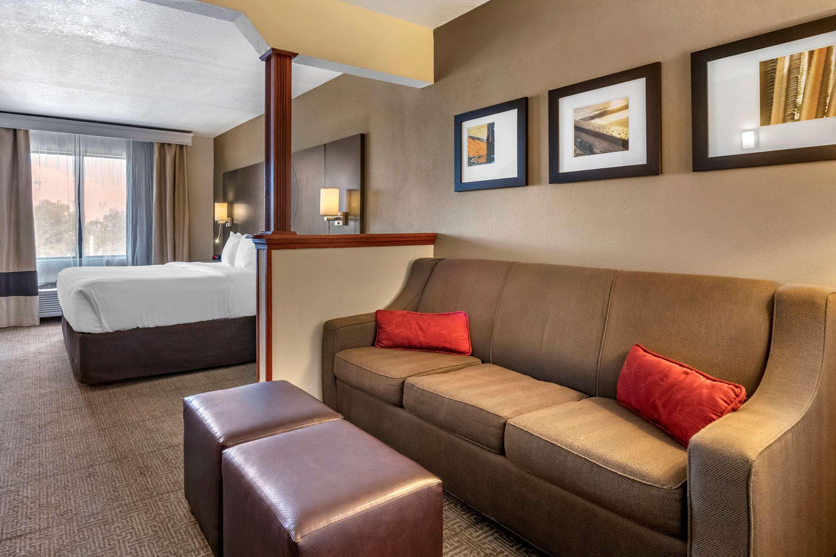 Comfort Suites Fort Pierce I-95 Екстер'єр фото