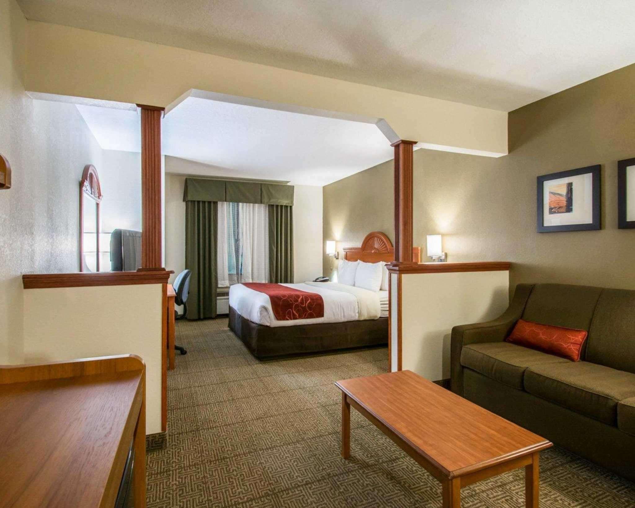 Comfort Suites Fort Pierce I-95 Екстер'єр фото