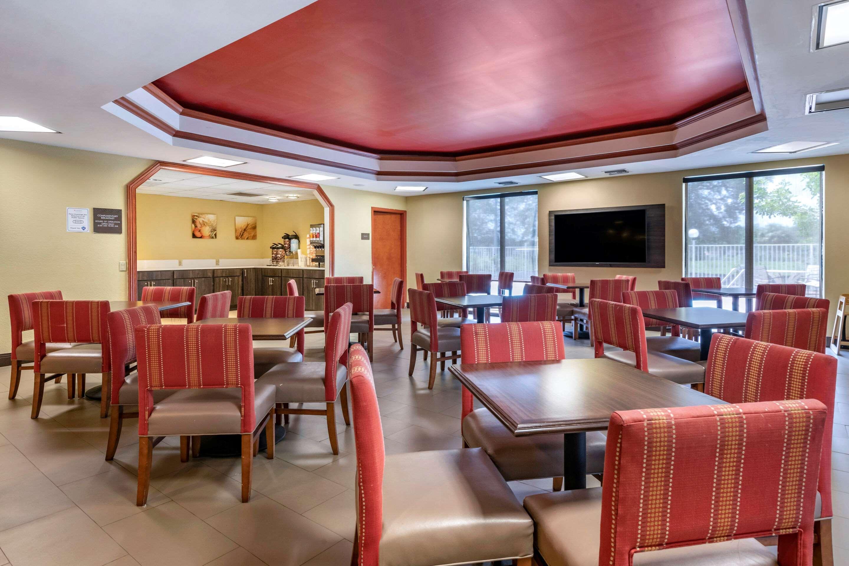 Comfort Suites Fort Pierce I-95 Екстер'єр фото