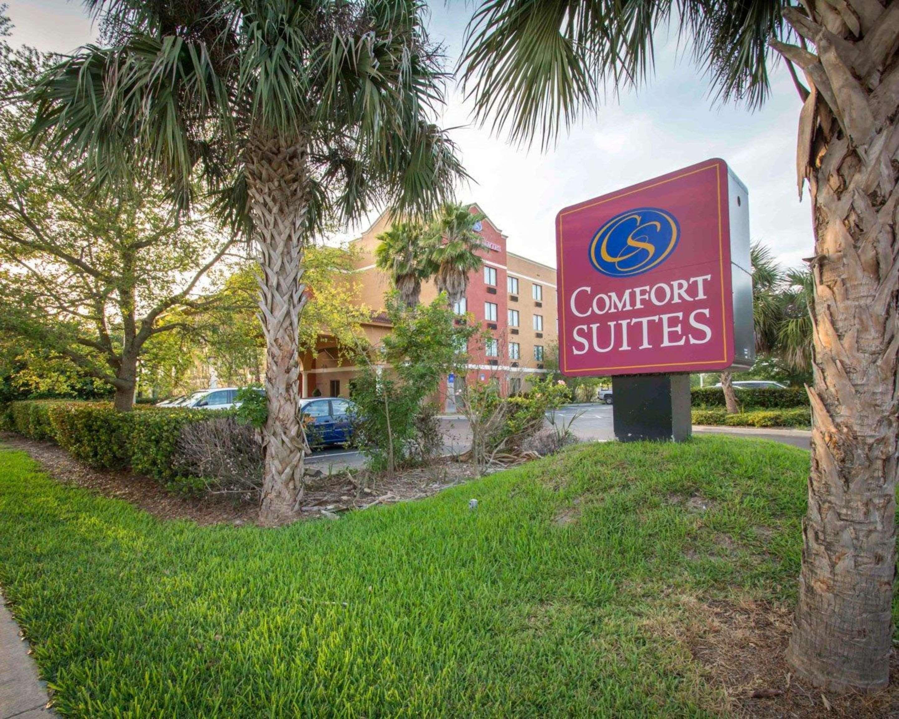 Comfort Suites Fort Pierce I-95 Екстер'єр фото