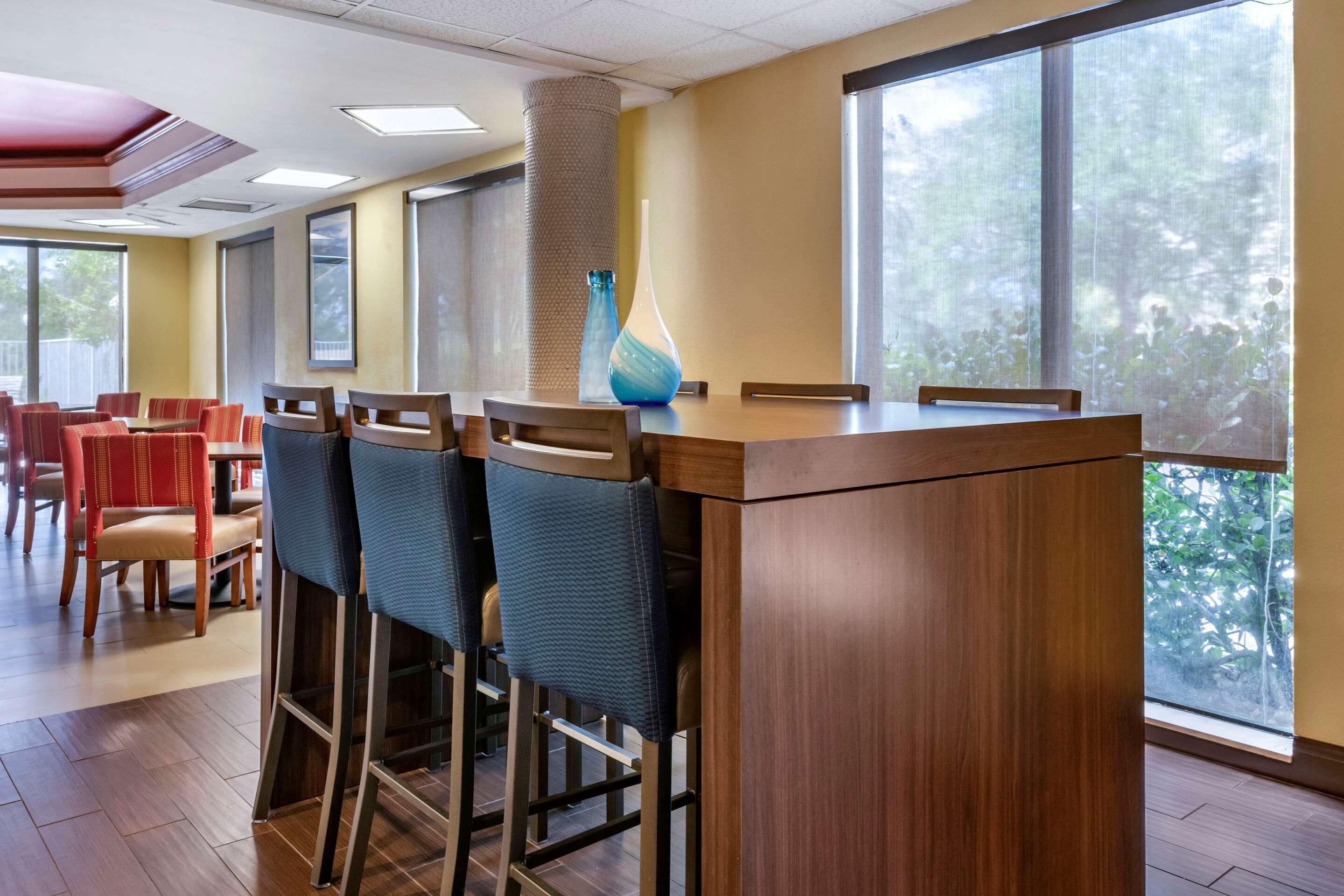 Comfort Suites Fort Pierce I-95 Екстер'єр фото
