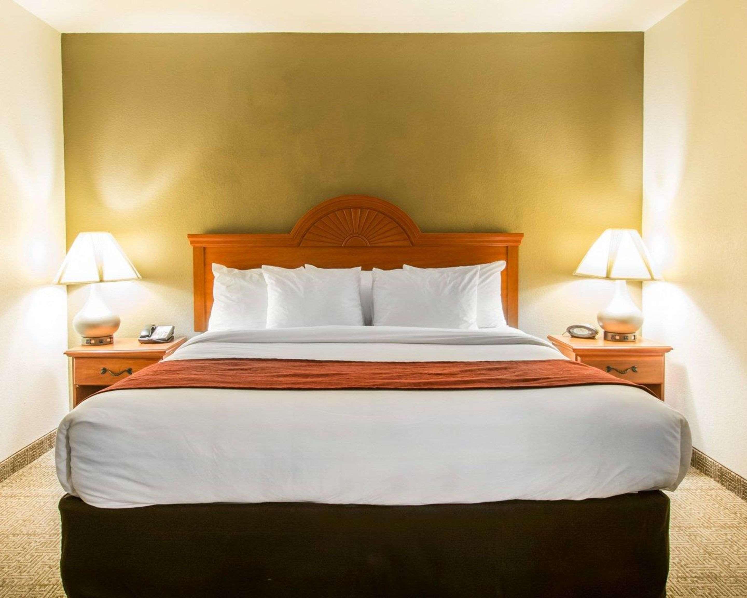 Comfort Suites Fort Pierce I-95 Екстер'єр фото