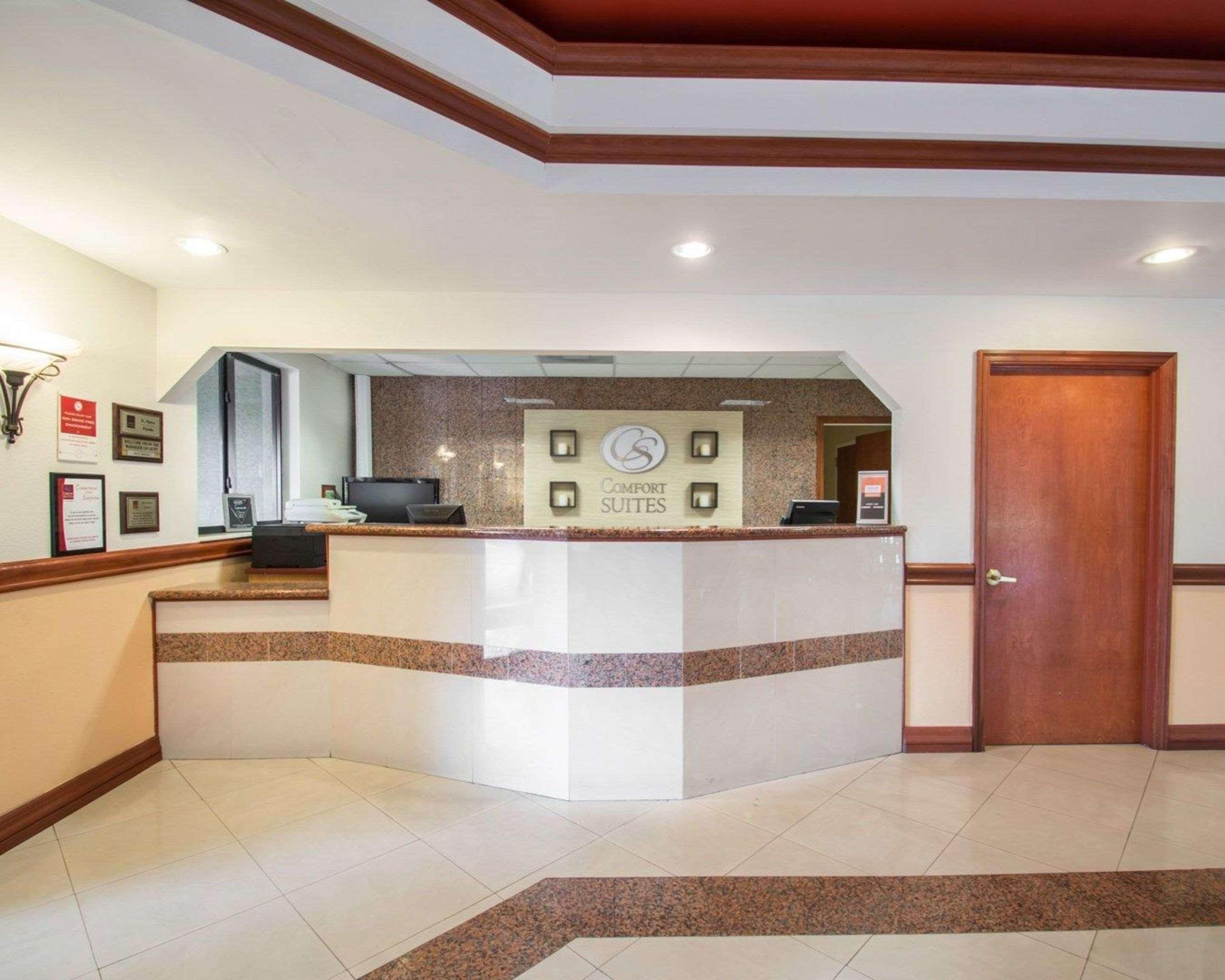 Comfort Suites Fort Pierce I-95 Екстер'єр фото